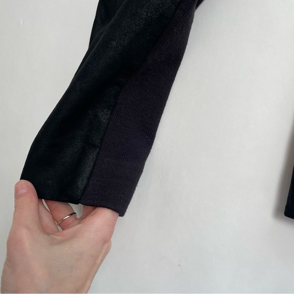 VINTAGE BARNEY’S NEW YORK suede leather jacket - Picture 4 of 12